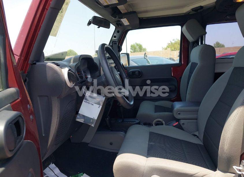 Photo 5 of 2010 Jeep Wrangler SAHARA (VIN 1J4AA5D14AL125062)