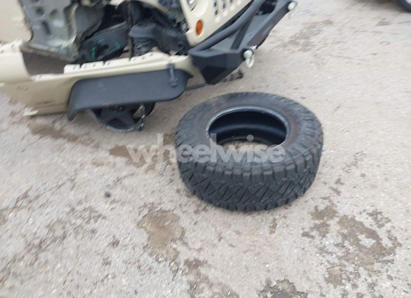 Photo 12 of 2011 Jeep Wrangler SAHARA (VIN 1J4AA5D1XBL634042)