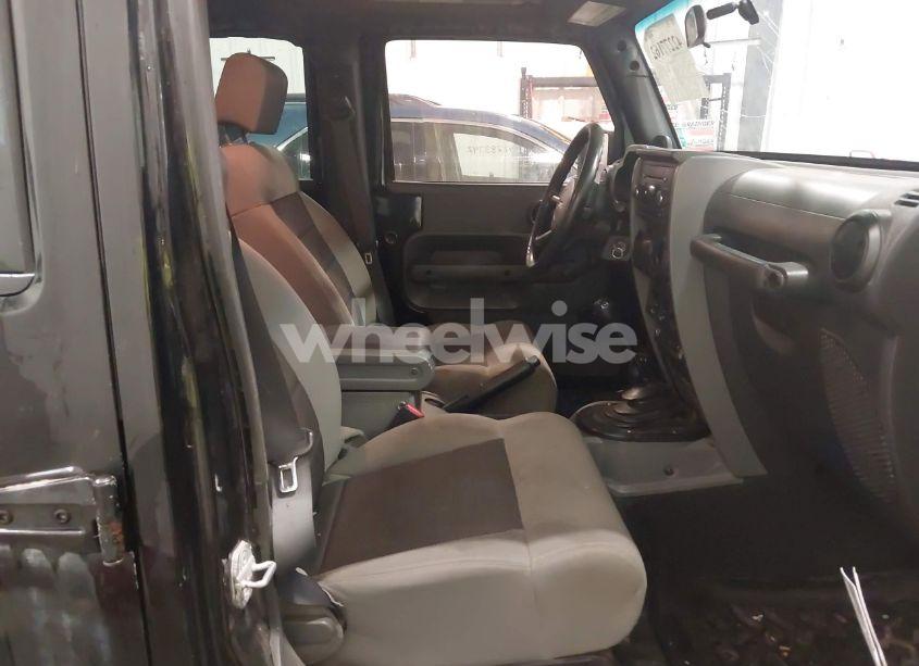 Photo 5 of 2010 Jeep Wrangler UNLIMITED SPORT (VIN 1J4BA3H10AL121917)