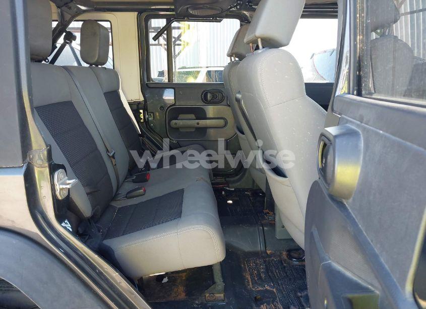 Photo 8 of 2010 Jeep Wrangler UNLIMITED SPORT (VIN 1J4BA3H10AL131041)