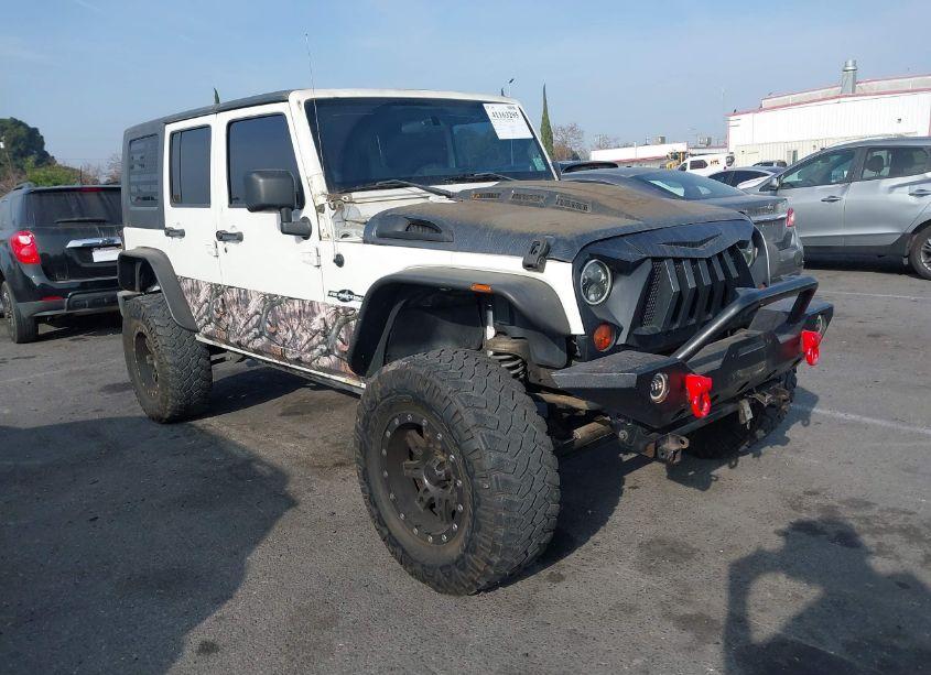 2010 Jeep Wrangler UNLIMITED SPORT (VIN 1J4BA3H10AL140063) main photo
