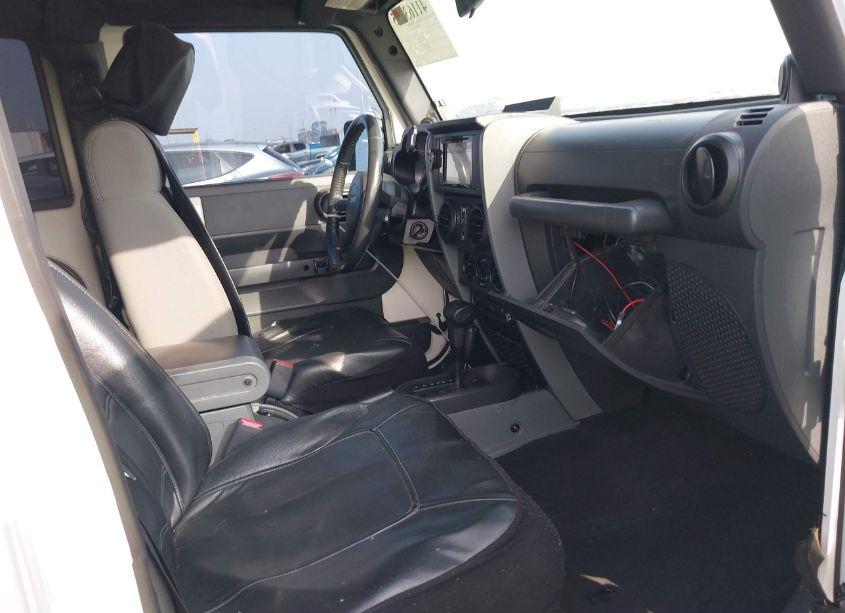 Photo 5 of 2010 Jeep Wrangler UNLIMITED SPORT (VIN 1J4BA3H10AL140063)