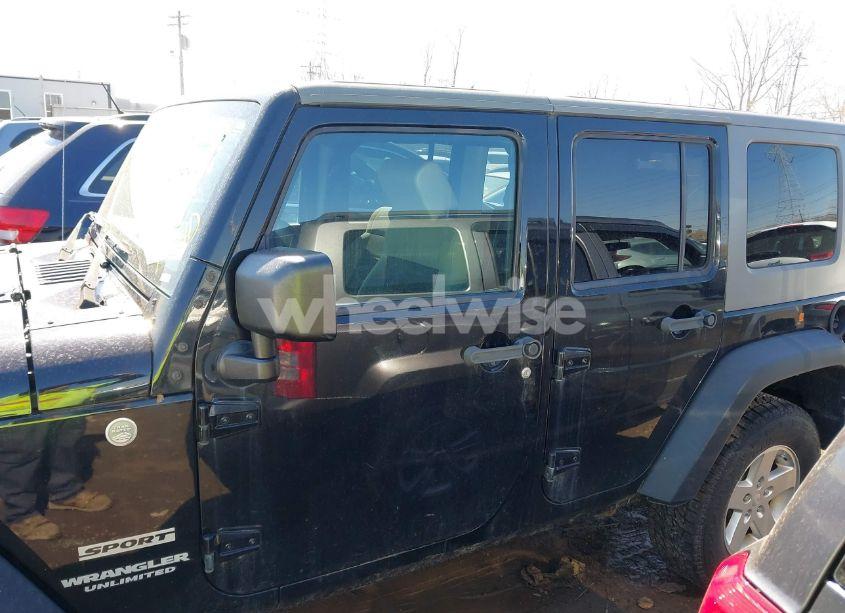 Photo 14 of 2010 Jeep Wrangler UNLIMITED SPORT (VIN 1J4BA3H12AL106495)