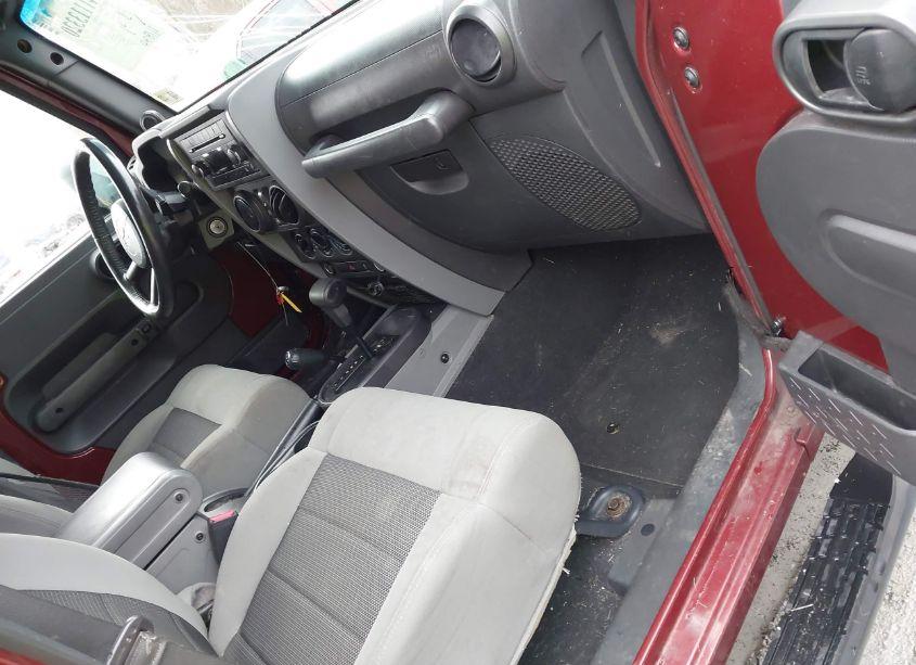 Photo 5 of 2010 Jeep Wrangler UNLIMITED SPORT (VIN 1J4BA3H13AL187118)