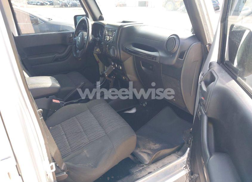 Photo 5 of 2011 Jeep Wrangler UNLIMITED SPORT (VIN 1J4BA3H13BL622897)