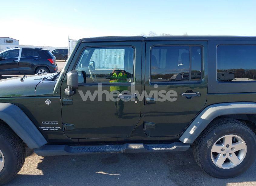 Photo 14 of 2010 Jeep Wrangler UNLIMITED SPORT (VIN 1J4BA3H14AL196314)