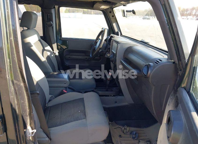 Photo 5 of 2010 Jeep Wrangler UNLIMITED SPORT (VIN 1J4BA3H14AL196314)