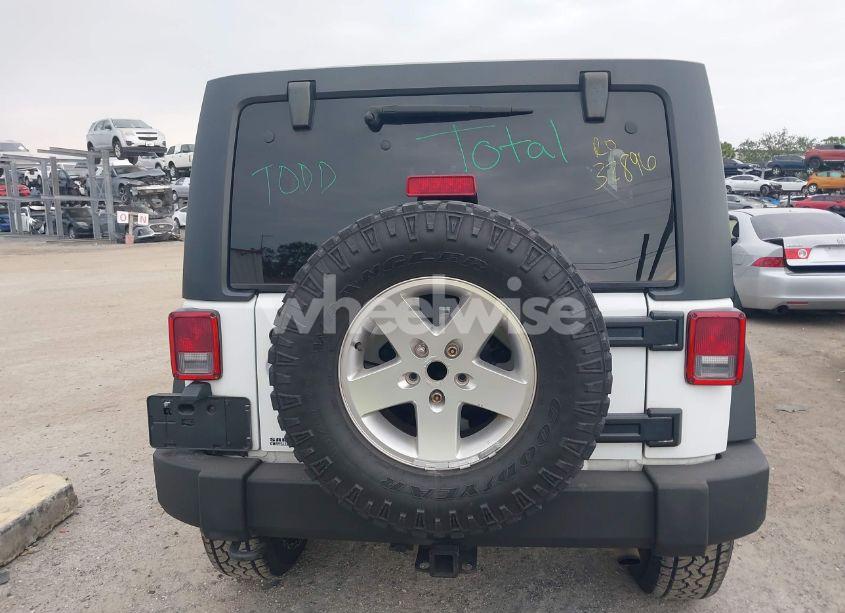 Photo 17 of 2011 Jeep Wrangler UNLIMITED SPORT (VIN 1J4BA3H18BL626170)