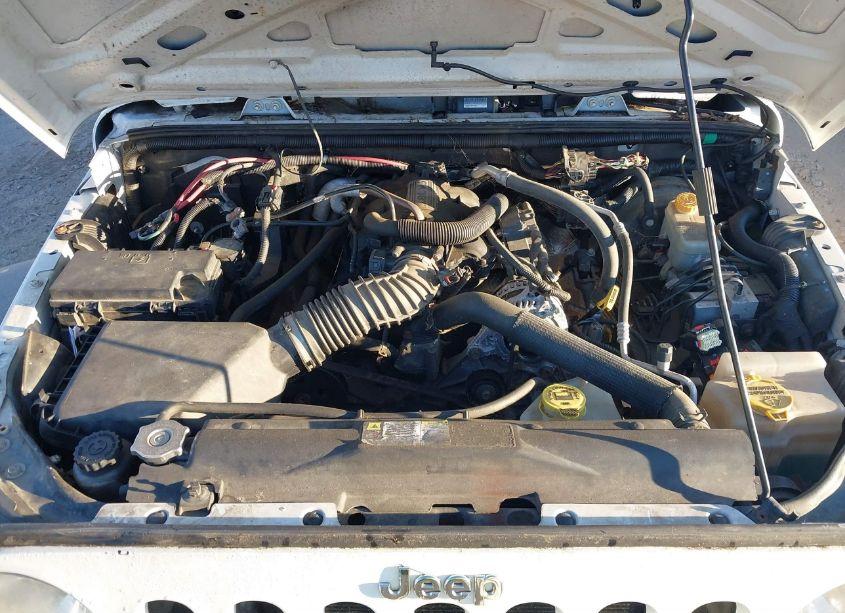 Photo 10 of 2011 Jeep Wrangler UNLIMITED SPORT (VIN 1J4BA3H18BL629621)