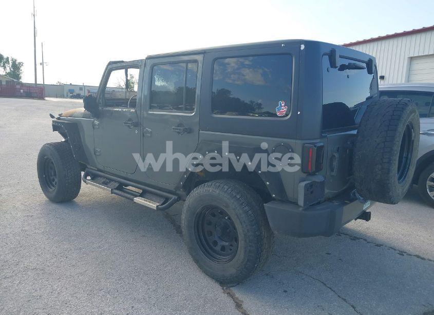 Photo 3 of 2010 Jeep Wrangler UNLIMITED SPORT (VIN 1J4BA3H1XAL142502)