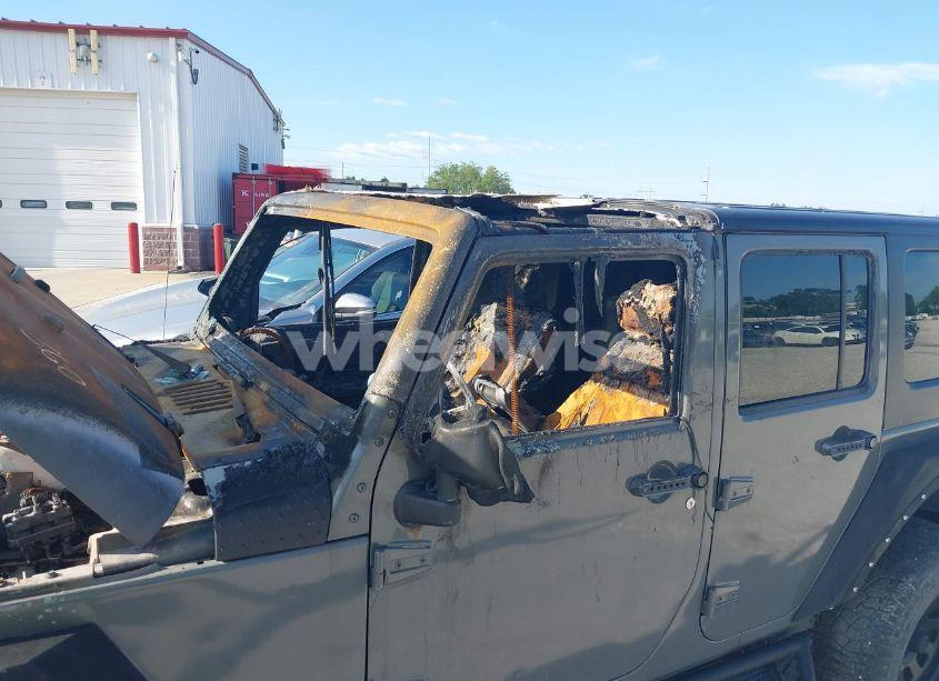 Photo 6 of 2010 Jeep Wrangler UNLIMITED SPORT (VIN 1J4BA3H1XAL142502)