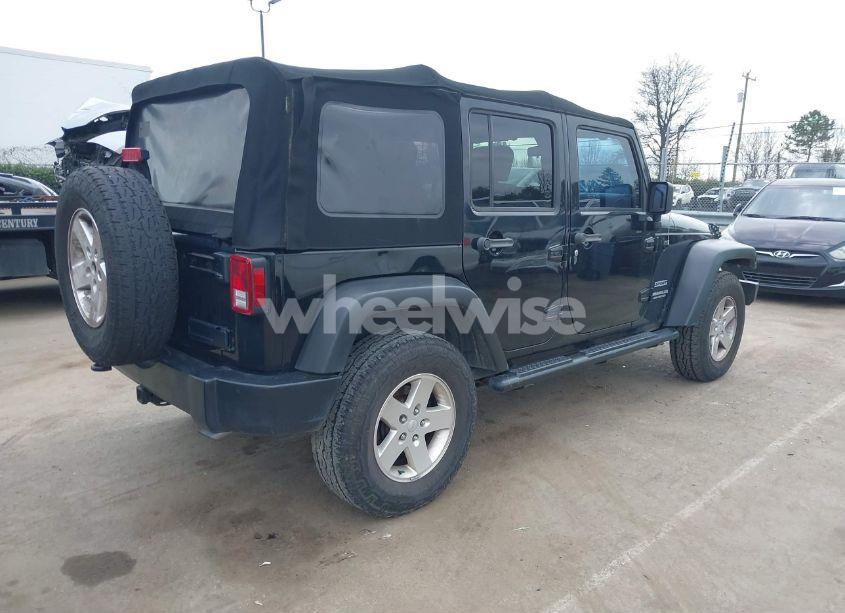 Photo 4 of 2010 Jeep Wrangler UNLIMITED SPORT (VIN 1J4BA3H1XAL187469)