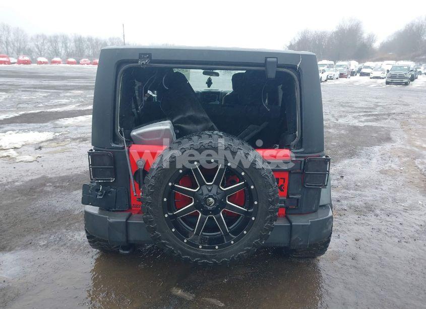 Photo 16 of 2011 Jeep Wrangler UNLIMITED SPORT (VIN 1J4BA3H1XBL638837)