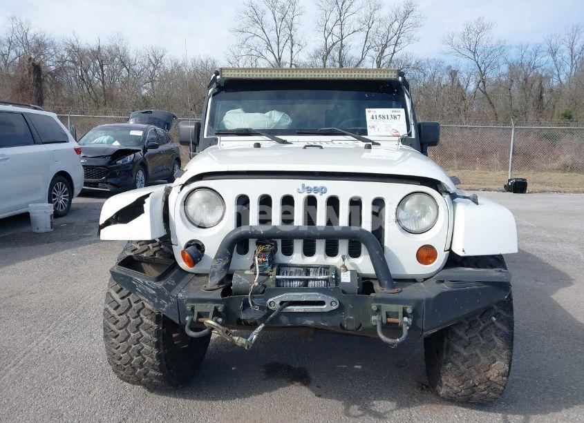 Photo 12 of 2010 Jeep Wrangler UNLIMITED SAHARA (VIN 1J4BA5H10AL209538)