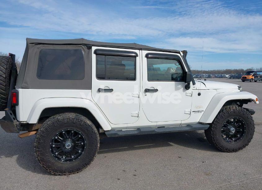 Photo 13 of 2010 Jeep Wrangler UNLIMITED SAHARA (VIN 1J4BA5H10AL209538)