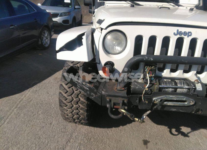 Photo 6 of 2010 Jeep Wrangler UNLIMITED SAHARA (VIN 1J4BA5H10AL209538)