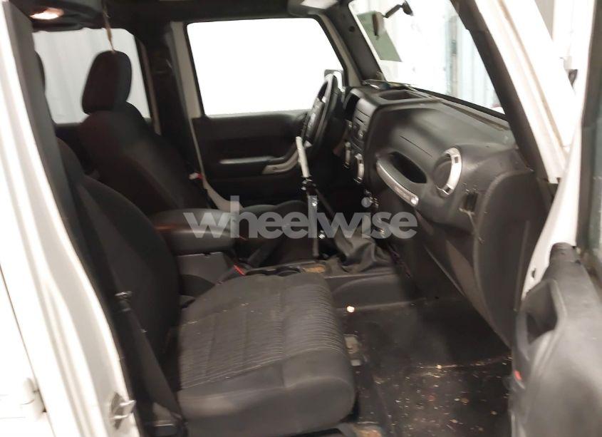 Photo 5 of 2011 Jeep Wrangler UNLIMITED SAHARA (VIN 1J4BA5H10BL634615)