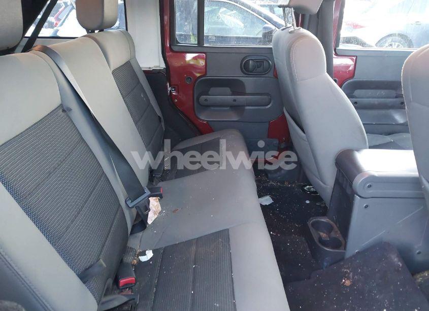 Photo 8 of 2010 Jeep Wrangler UNLIMITED SAHARA (VIN 1J4BA5H11AL115782)