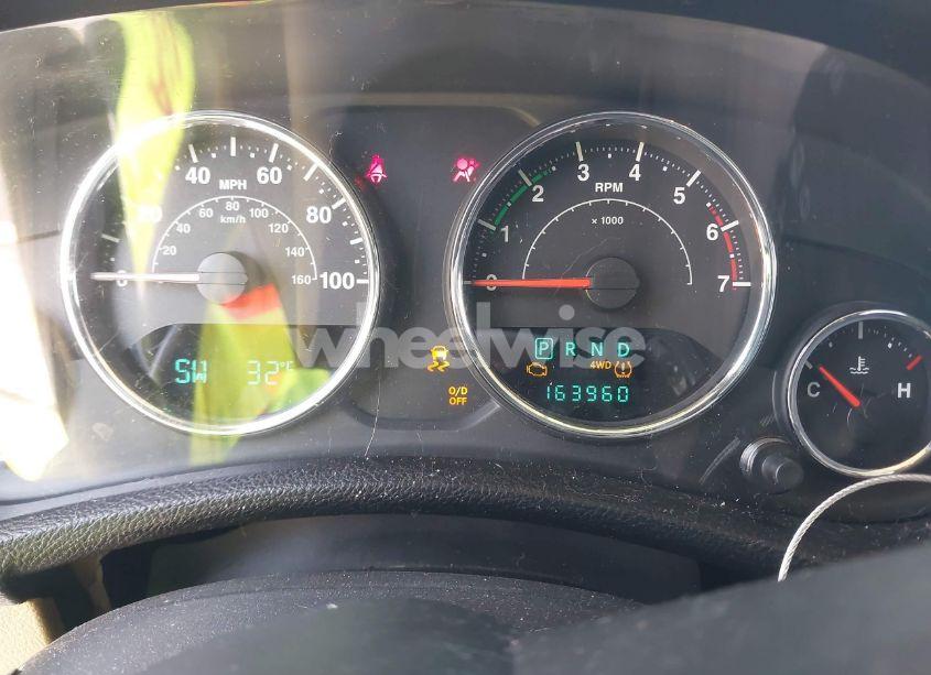 Photo 7 of 2011 Jeep Wrangler UNLIMITED SAHARA (VIN 1J4BA5H11BL520669)