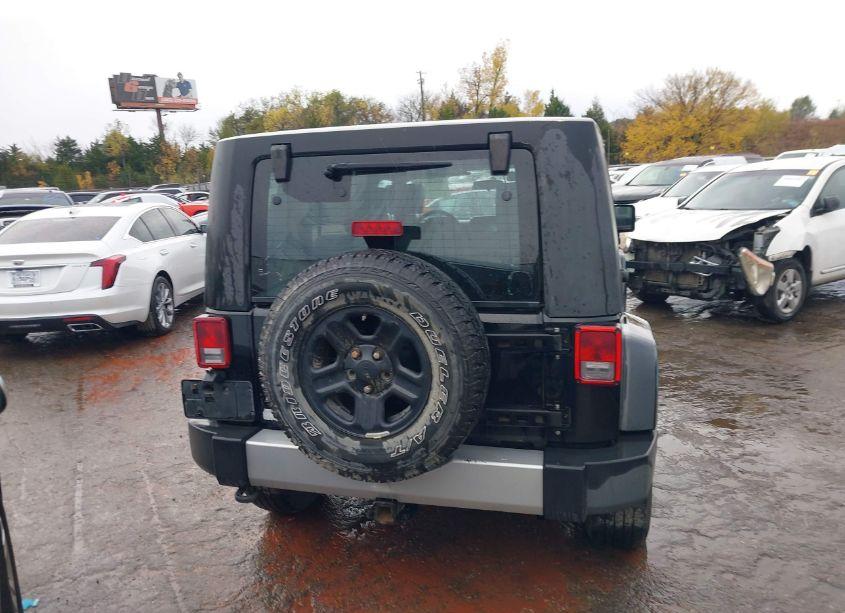 Photo 16 of 2010 Jeep Wrangler UNLIMITED SAHARA (VIN 1J4BA5H13AL147570)