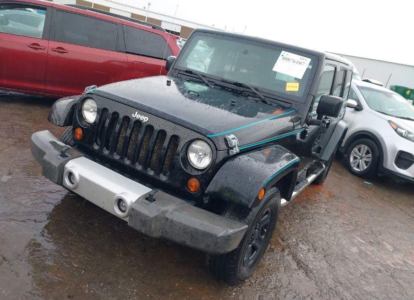 Photo 2 of 2010 Jeep Wrangler UNLIMITED SAHARA (VIN 1J4BA5H13AL147570)
