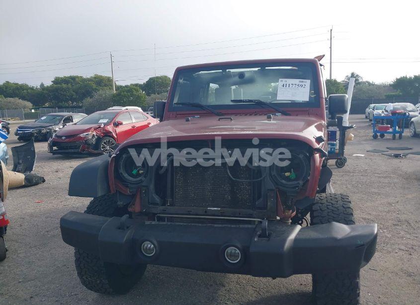 Photo 6 of 2010 Jeep Wrangler UNLIMITED SAHARA (VIN 1J4BA5H13AL220999)