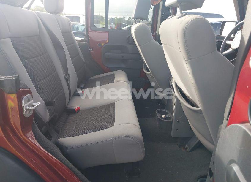 Photo 8 of 2010 Jeep Wrangler UNLIMITED SAHARA (VIN 1J4BA5H13AL220999)