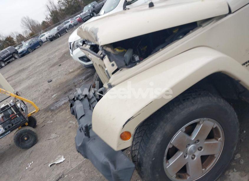 Photo 6 of 2011 Jeep Wrangler UNLIMITED SAHARA (VIN 1J4BA5H14BL563533)