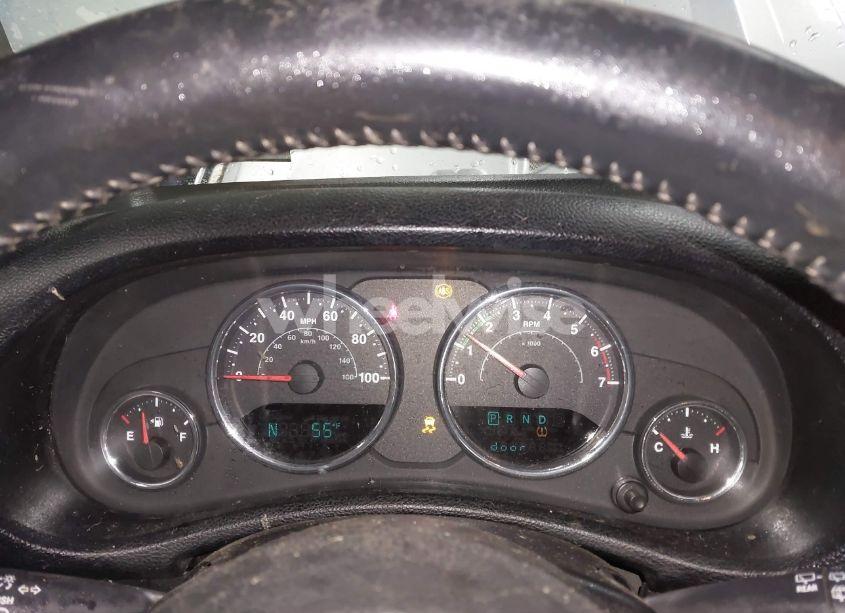 Photo 7 of 2011 Jeep Wrangler UNLIMITED SAHARA (VIN 1J4BA5H14BL593258)