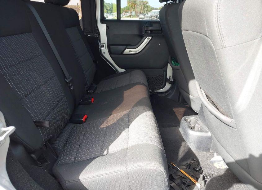 Photo 8 of 2011 Jeep Wrangler UNLIMITED SAHARA (VIN 1J4BA5H15BL548734)