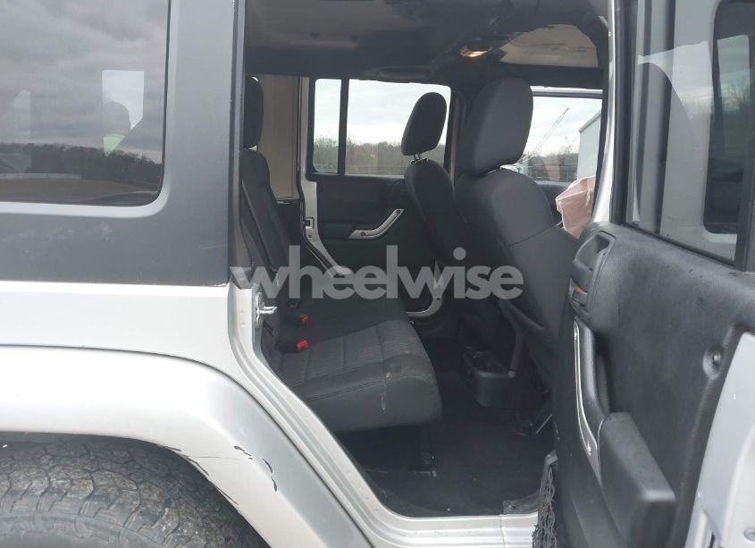 Photo 8 of 2011 Jeep Wrangler UNLIMITED SAHARA (VIN 1J4BA5H16BL532767)