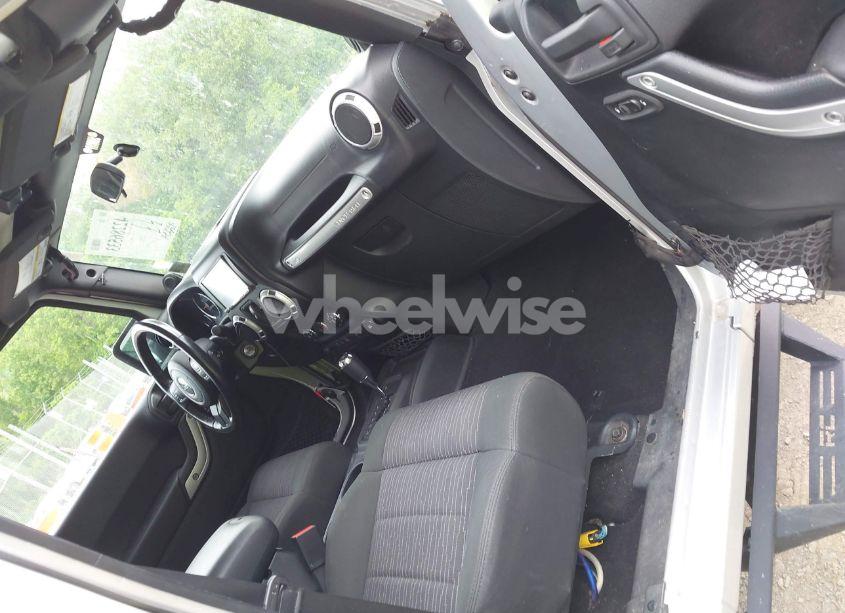 Photo 5 of 2011 Jeep Wrangler UNLIMITED SAHARA (VIN 1J4BA5H19BL506812)