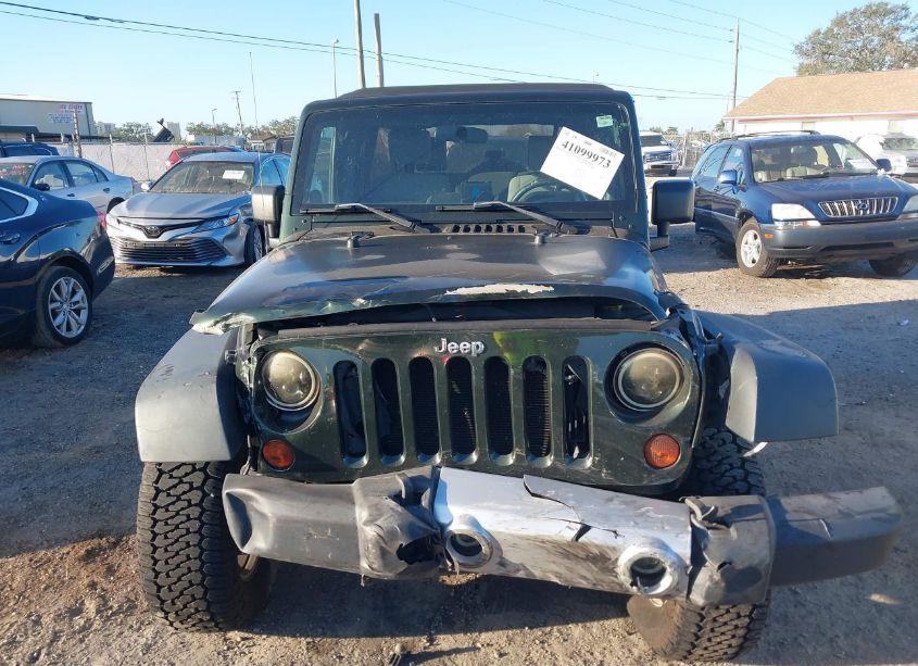 Photo 11 of 2010 Jeep Wrangler UNLIMITED SAHARA (VIN 1J4BA5H1XAL231806)