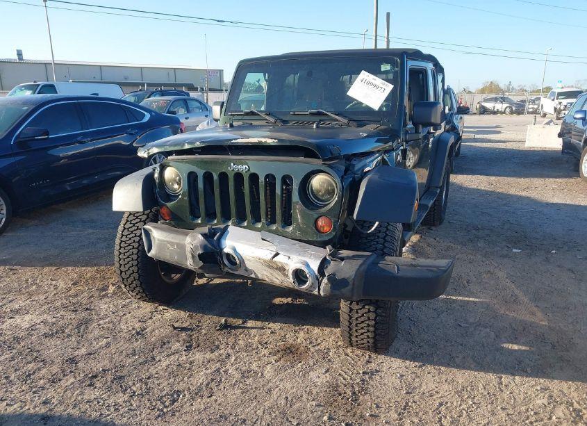 Photo 6 of 2010 Jeep Wrangler UNLIMITED SAHARA (VIN 1J4BA5H1XAL231806)