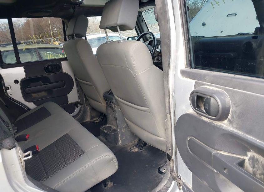 Photo 8 of 2010 Jeep Wrangler UNLIMITED RUBICON (VIN 1J4BA6H14AL129553)