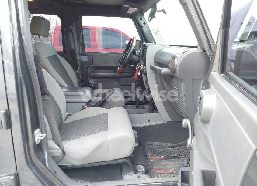 Photo 5 of 2010 Jeep Wrangler UNLIMITED SPORT (VIN 1J4BB3H16AL138279)