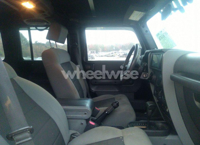 Photo 5 of 2010 Jeep Wrangler UNLIMITED SPORT (VIN 1J4BB3H18AL116297)