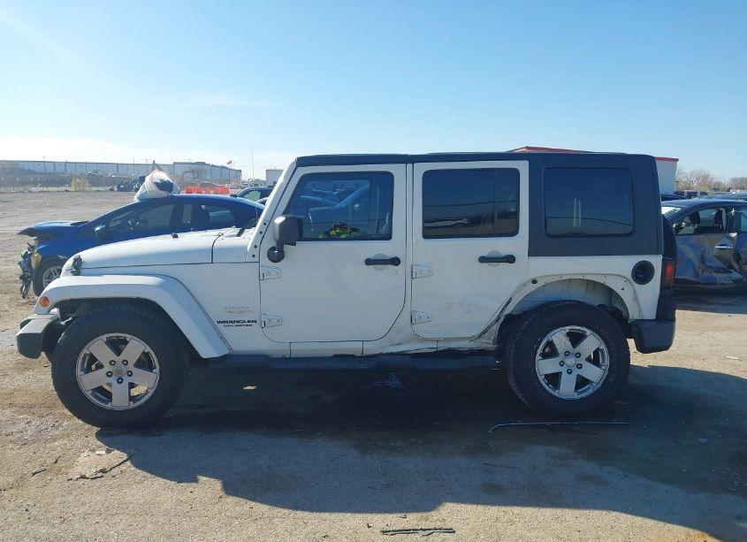 Photo 14 of 2010 Jeep Wrangler UNLIMITED SAHARA (VIN 1J4BB5H11AL216365)