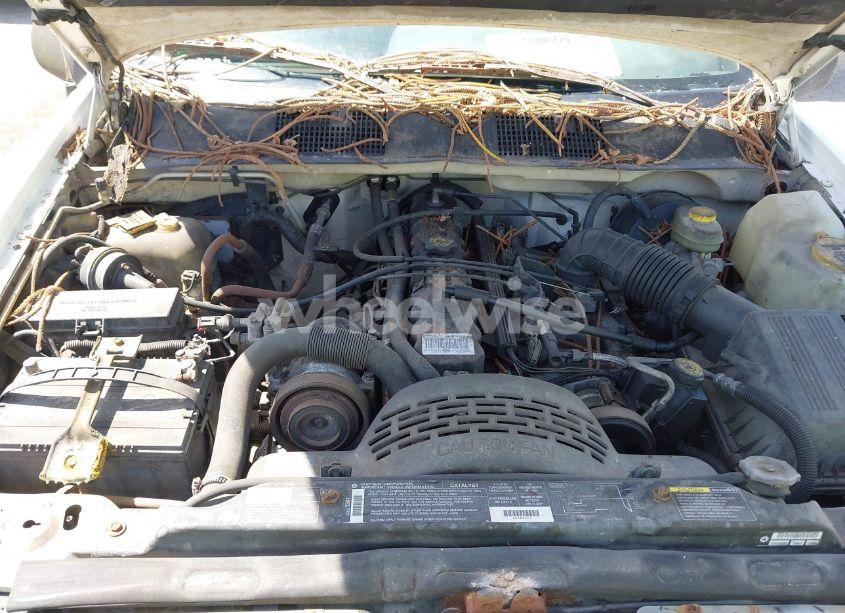 Photo 10 of 1996 Jeep Grand CHEROKEE LAREDO (VIN 1J4EX58S6TC126610)