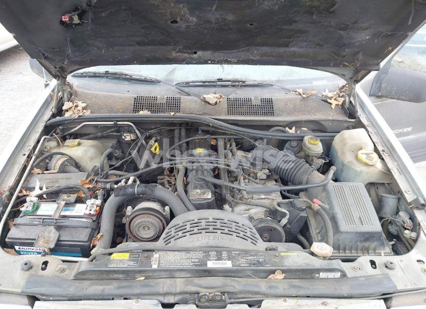 Photo 10 of 1996 Jeep Grand CHEROKEE LAREDO (VIN 1J4EZ58S1TC112995)