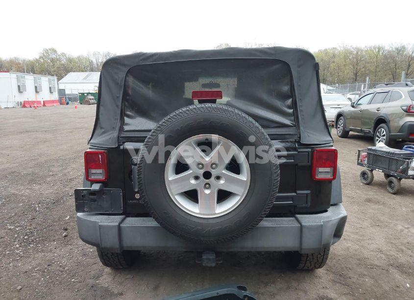 Photo 16 of 2007 Jeep Wrangler X (VIN 1J4FA24107L135388)