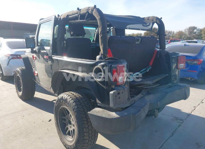 Photo 3 of 2009 Jeep Wrangler X (VIN 1J4FA24109L765057)