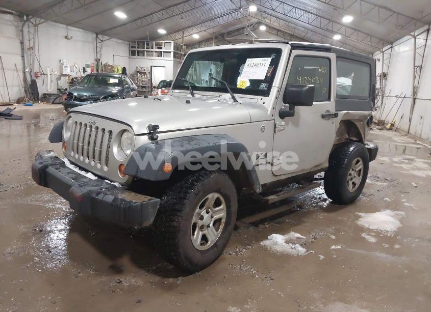 Photo 2 of 2007 Jeep Wrangler X (VIN 1J4FA24117L135531)