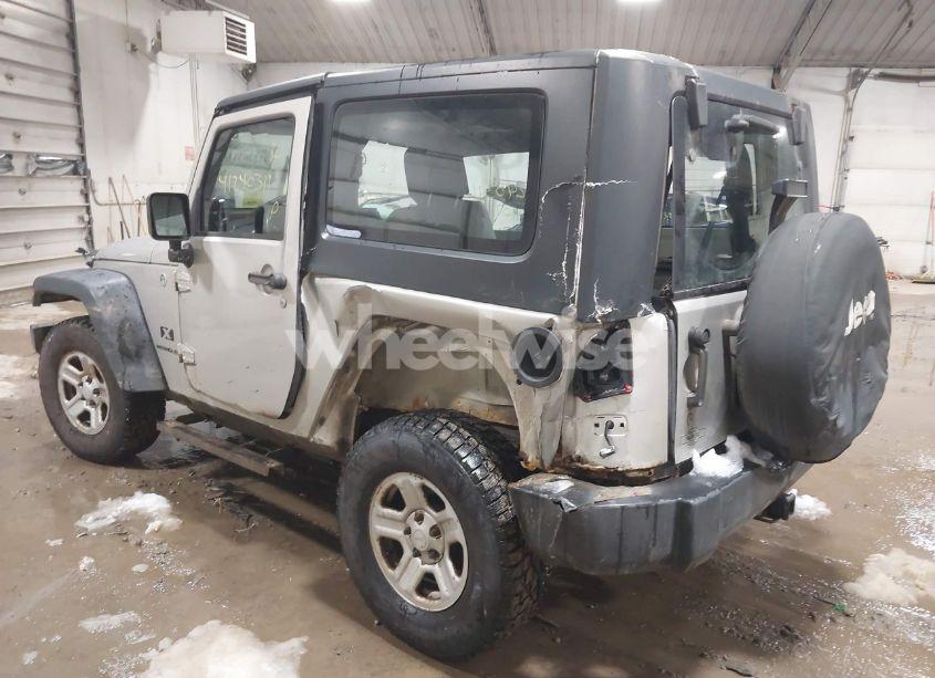 Photo 3 of 2007 Jeep Wrangler X (VIN 1J4FA24117L135531)