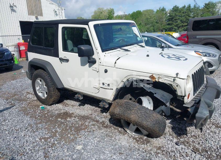 2009 Jeep Wrangler X (VIN 1J4FA24119L727658) main photo