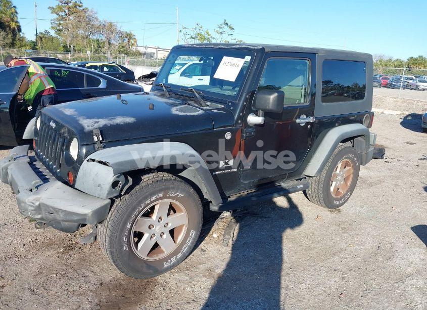 Photo 2 of 2009 Jeep Wrangler X (VIN 1J4FA24119L756514)