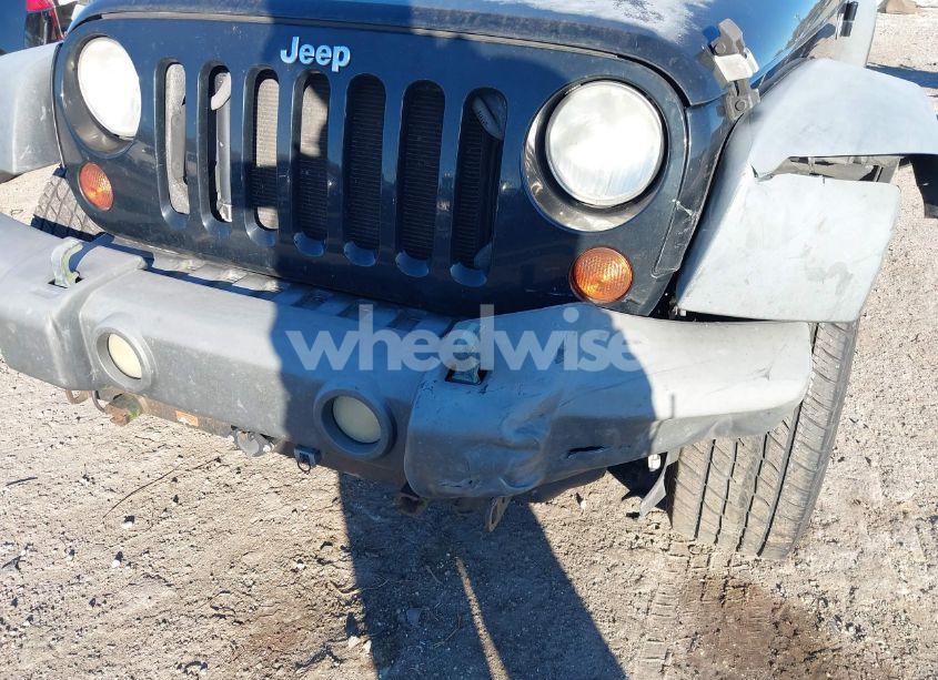 Photo 6 of 2009 Jeep Wrangler X (VIN 1J4FA24119L756514)