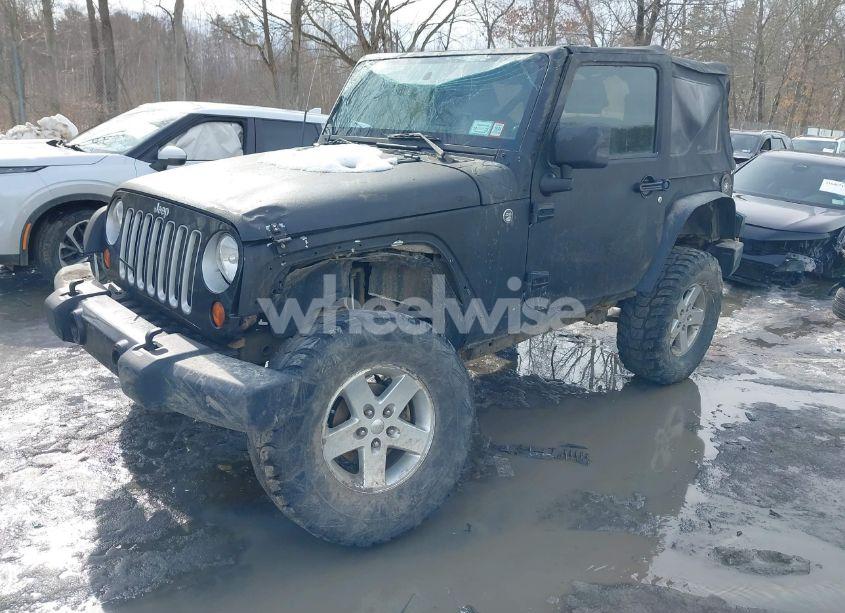 Photo 2 of 2009 Jeep Wrangler X (VIN 1J4FA24119L760496)