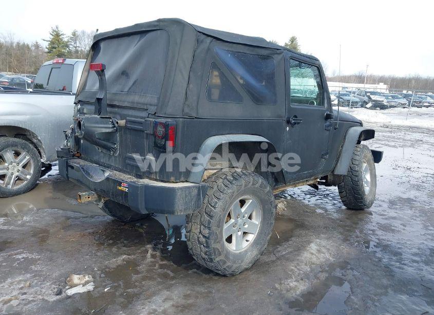 Photo 4 of 2009 Jeep Wrangler X (VIN 1J4FA24119L760496)