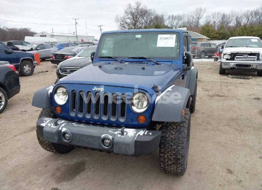 Photo 2 of 2009 Jeep Wrangler X (VIN 1J4FA24129L765352)